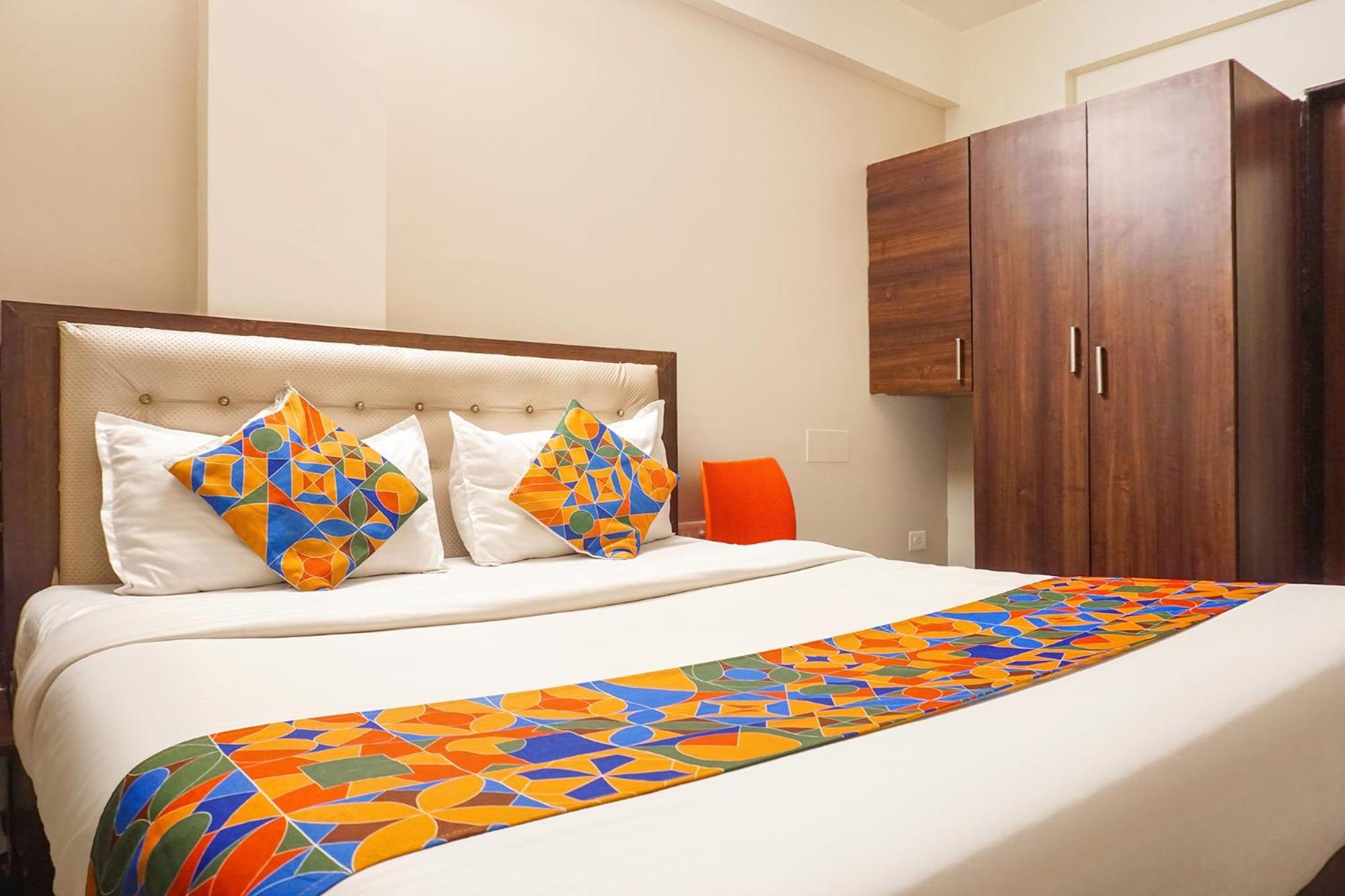 Fabhotel Executive Pearl - Nr Twin Tower Hotel 3*